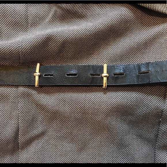 Le Chateau suit dress, size S - Picture 7 of 8